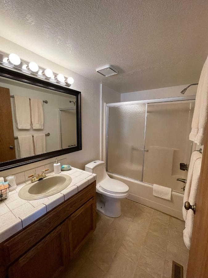 Berkshire Inn Groveland Luaran gambar